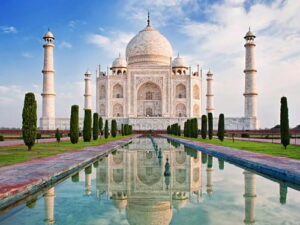 Top 5 Most Famous Travel Places in Uttar Pradesh